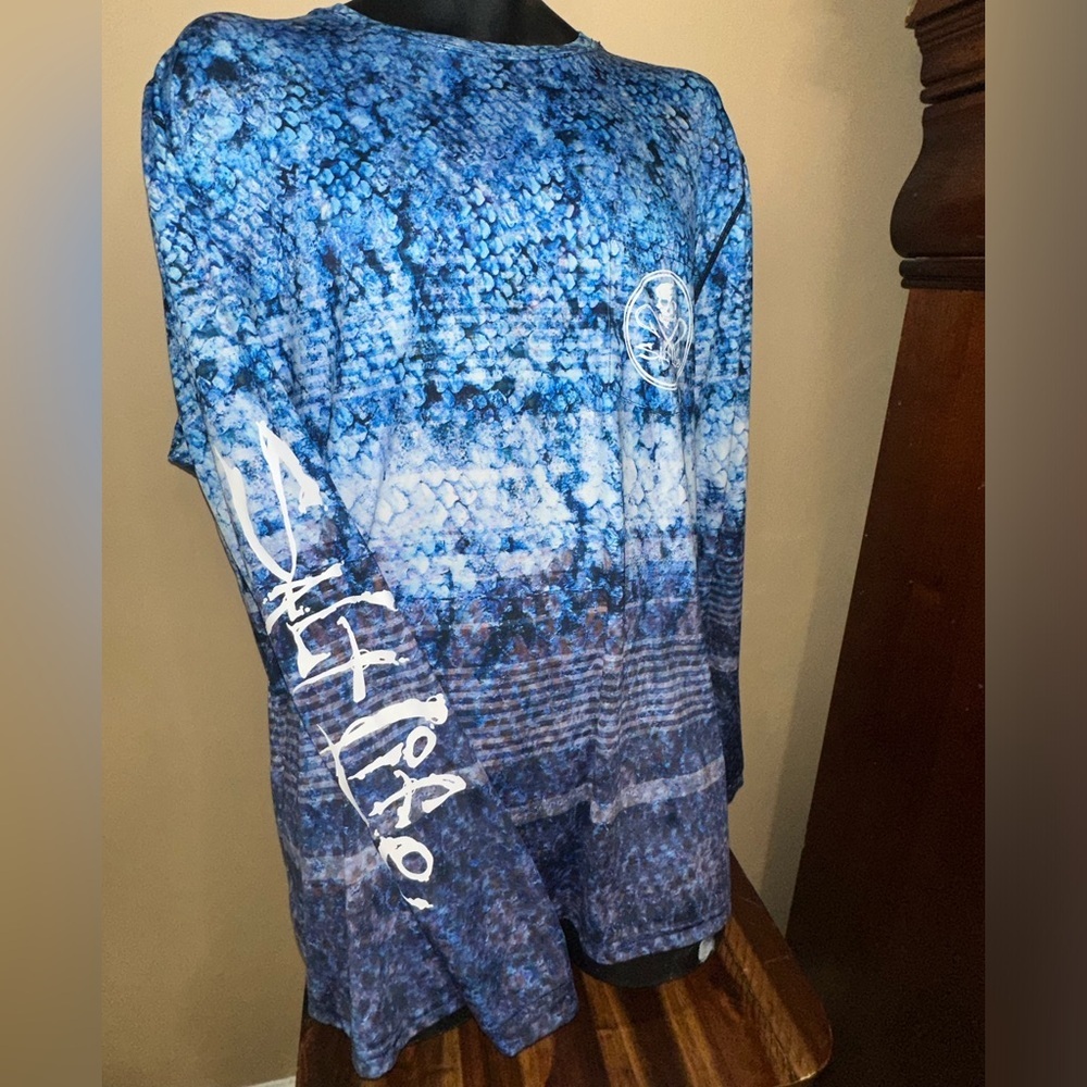 Salt Life Blue Graphic Long Sleeve Shirt with pocket